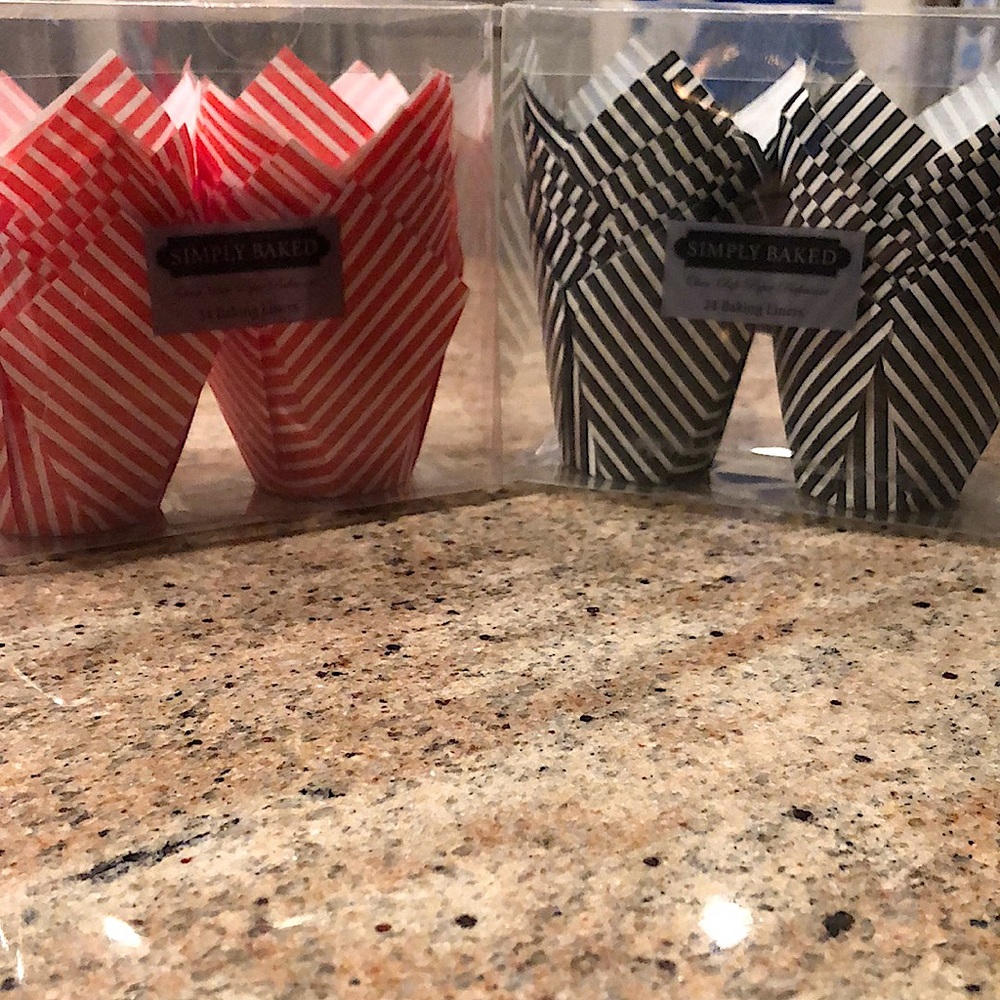 Decorative Paper Bakeware